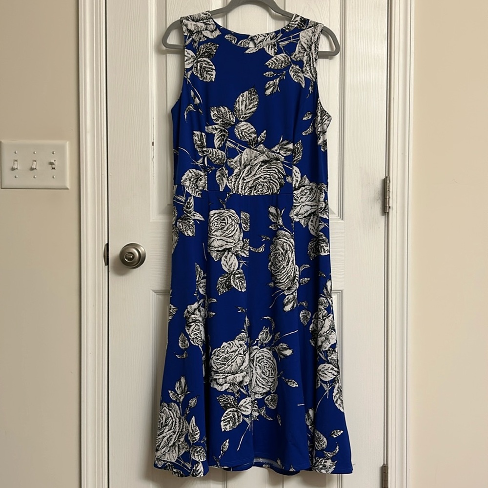 Shelby & Palmer Royal Blue Print Dress Keyhole Back Polyester Spandex Size 12